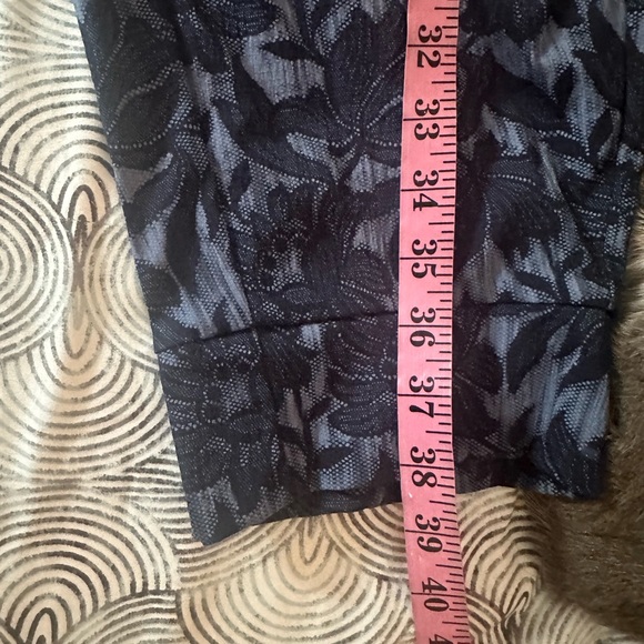 Athleta Blue Floral Print Trekkie North HighRise QuickDry UPF50+ Joggers NWOT 18 - Picture 16 of 16
